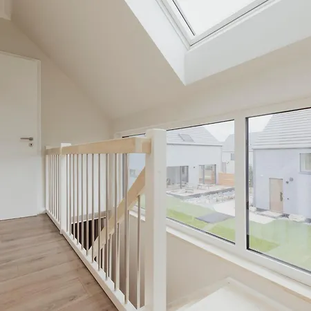 Neu Rügen Resørt Großzügige, Gemütliche Doppelhaushälfte Hedda Mit Terrasse Ferienhaus Sagard